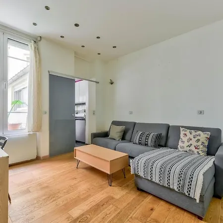 Lovely 10 Min Walk To Montmartre & Pigalle Apartment *